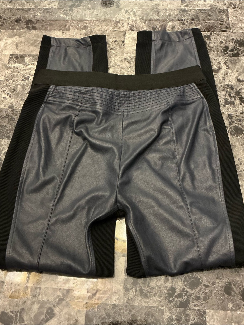BCBGMaxAzria Black/Navy Combo Kalin Motorcycle Faux-Leather Skinny Legging Med - Picture 9 of 12